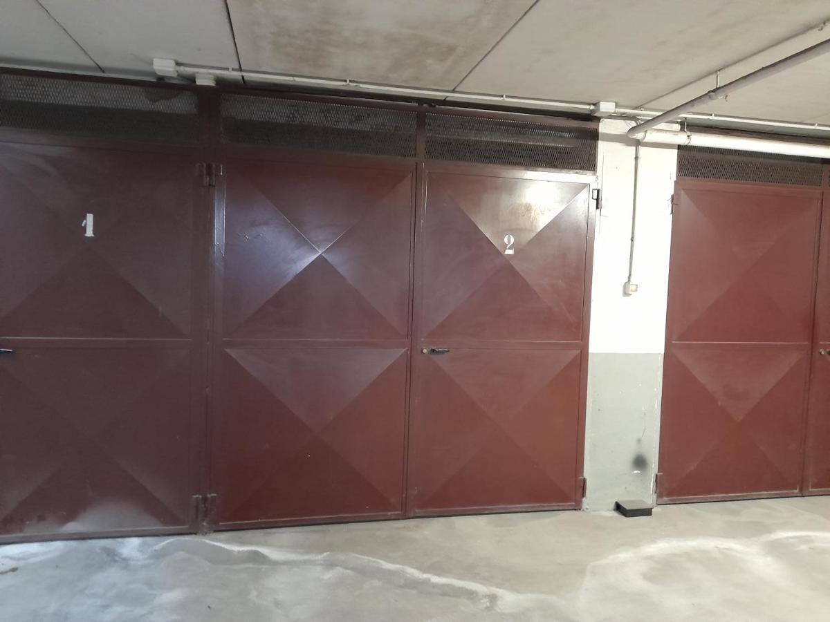 Appartamento Centrale Con Garage Asti Kültér fotó